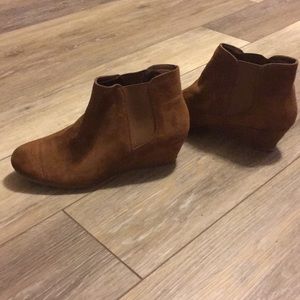 Wedge Marbella slip on booties